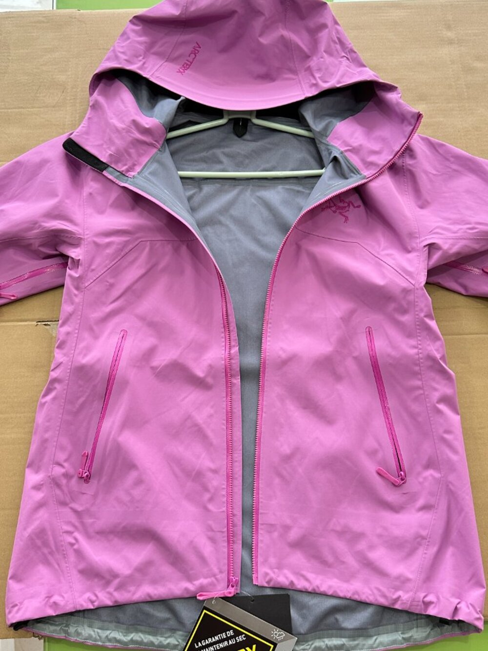 Arc'teryx Jacket Waterproof Hooded Hardshell Jacket Sz L - Picture 3 of 5